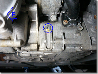 Audi R8 V10 5.2L Engine Oil Change, Oil Drain Point No.2